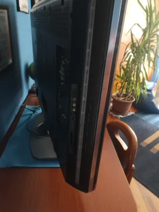 Televisión Philips 32 Plata y Negra