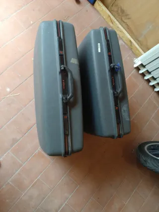 Valigie rigide grigie