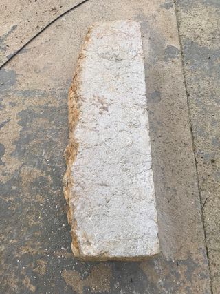 Piedra decorativa 130x38x25