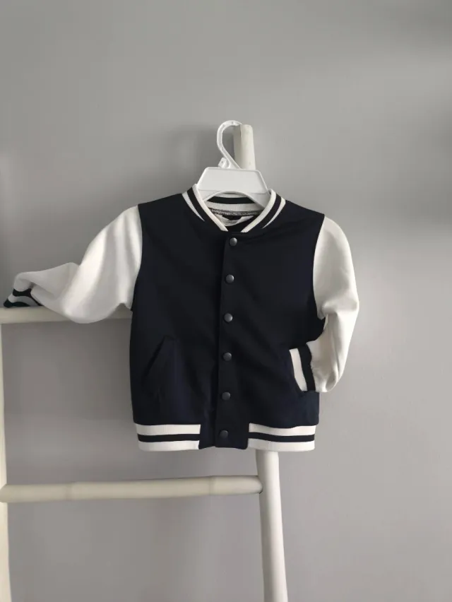 Chaqueta fina niño HyM