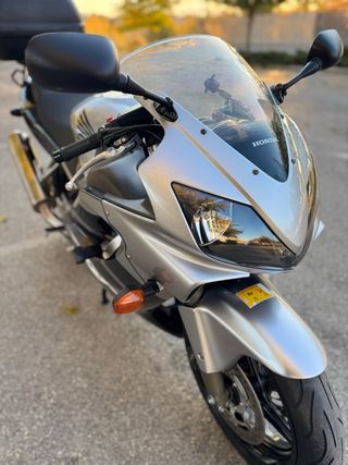 Honda CBR600F F4i