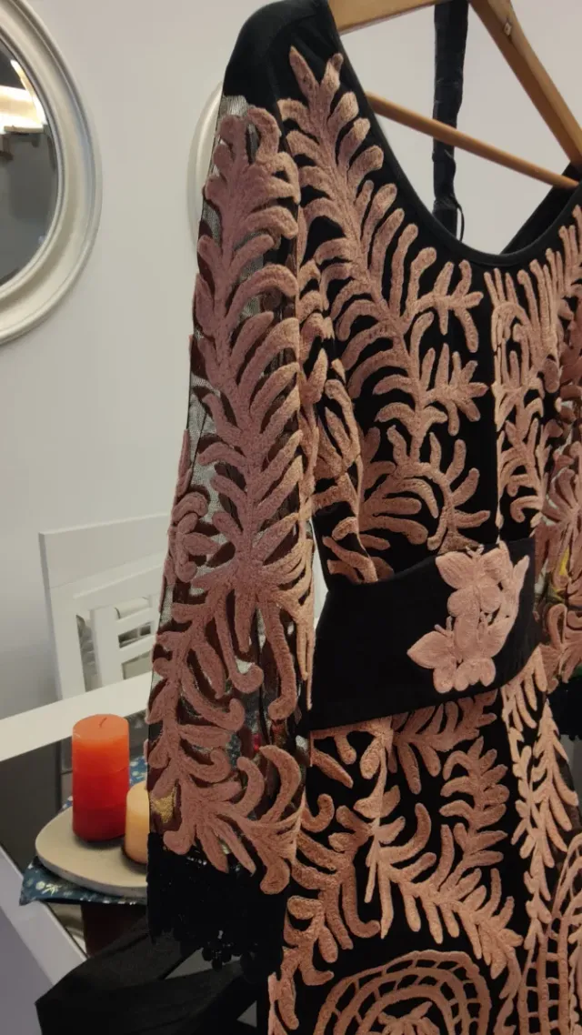 Vestido Almatrichi Talla 34 Negro y Rosa