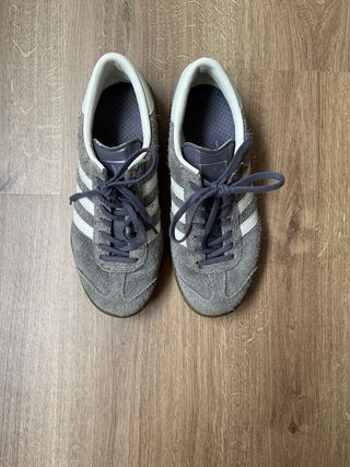 Adidas Hamburg morado talla 38