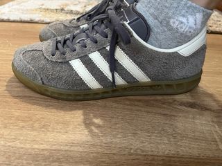 Adidas Hamburg morado talla 38