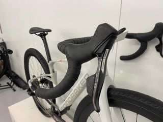 BICI GRAVEL MONDRAKER ARID CARBON RR T.S TEST