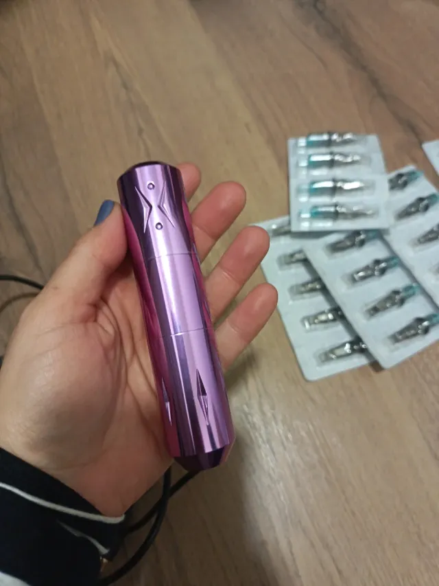 Máquina de Tatuar Profesional + Agujas