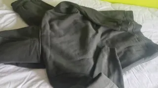 Chándal Puma verde oliva. Está nuevo