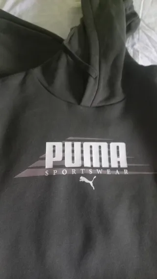 Chándal Puma verde oliva. Está nuevo