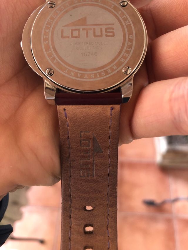 Reloj LOTUS 15746 Marrón/Morado