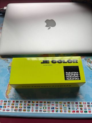 Gafas de sol Parafina negras y rojas