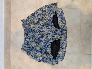 Falda pantalón Stradivarius floral