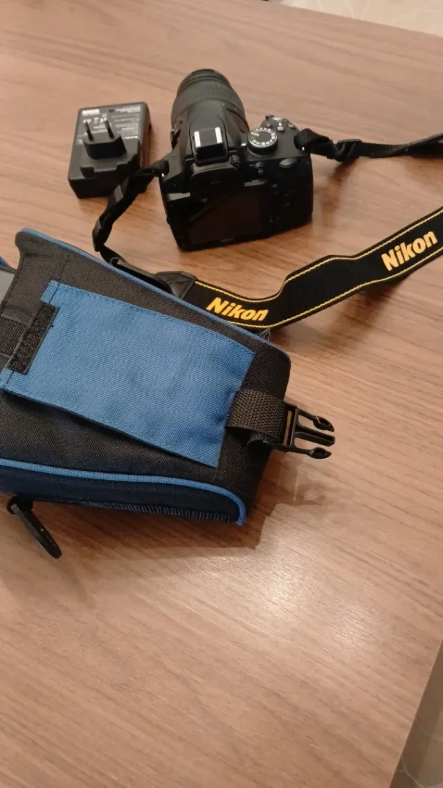 Cámara Nikon D3200 + Cargador