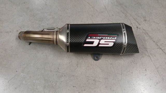 ESCAPE SUZUKI GSX-S 750 SC PROJECT