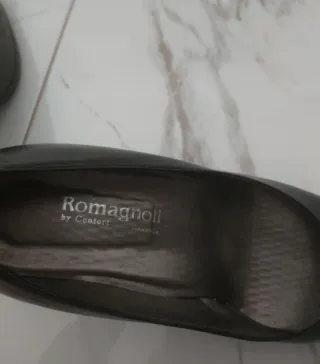 Scarpe con tacco Romagnoli nere