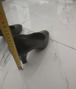 Scarpe con tacco Romagnoli nere