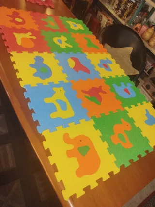 Tappeto gioco in gomma con animali