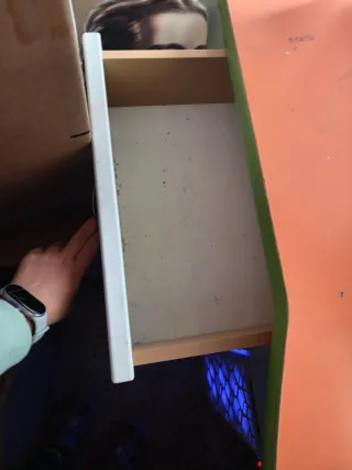 Cama nido infantil con cabecero y escritorio