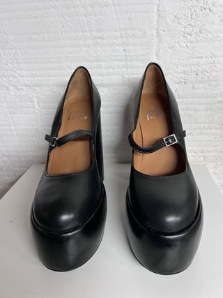Mocasin Plataforma Un Paso Más Piel Negra T.38
