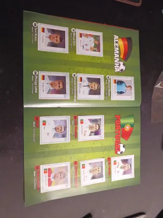 Álbum  54 cromos chicles 2014 Messi Ronaldo