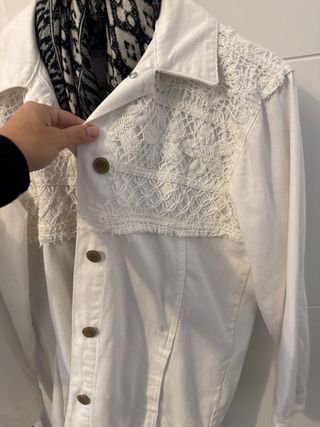 cazadora denim blanca Desigual