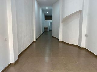 Local comercial en alquiler en Eixample en Mataró