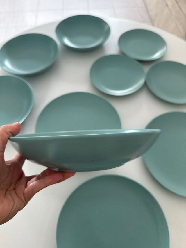 Juego de 10 platos hondos y playeros