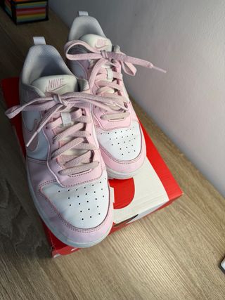 Zapatillas Nike Air Force 1 Rosa y Blanco
