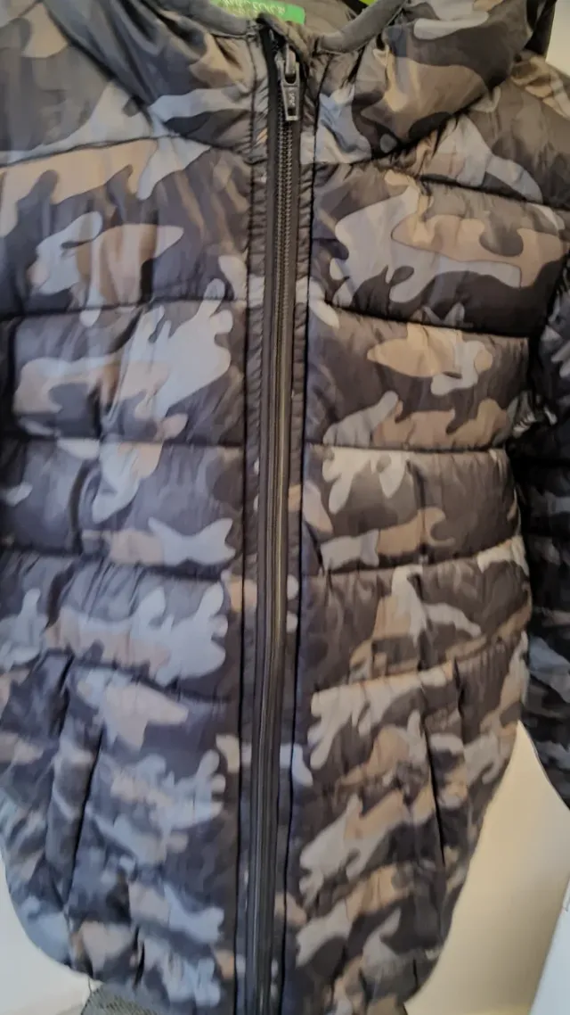 Abrigo Benetton camuflaje T8