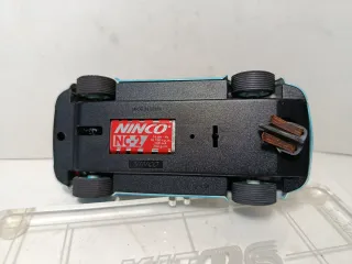 VW Golf Kit-Car Caixa Renting de Ninco