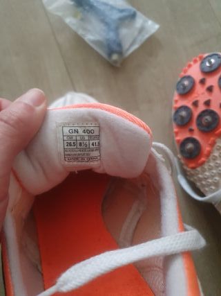 Zapatillas clavos Asics naranja/blanco