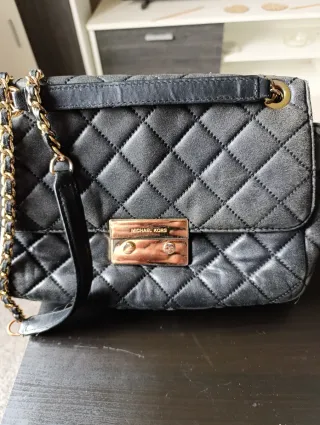 Bolso Michael Kors Negro y Dorado