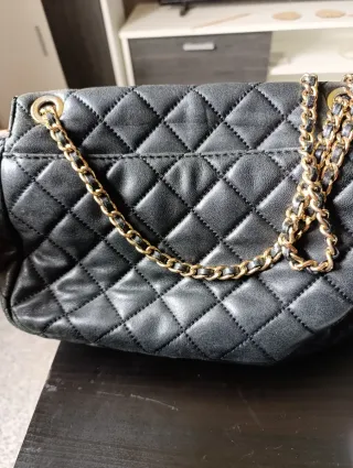 Bolso Michael Kors Negro y Dorado