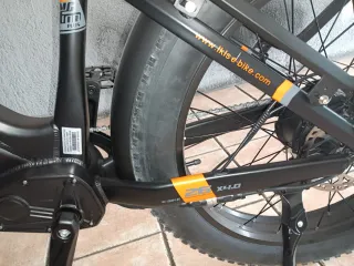 Bicicleta Eléctrica LANKELEISI Fat Bike 250km