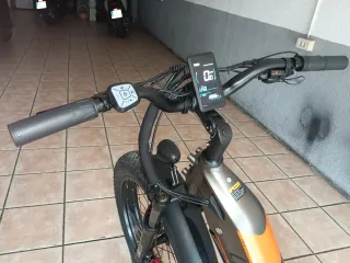 Bicicleta Eléctrica LANKELEISI Fat Bike 250km