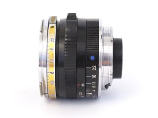 Objetivo Carl Zeiss Biogon 2,8/28 ZM