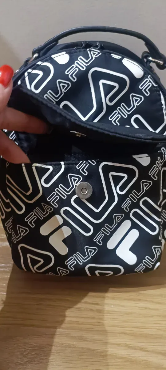 Bolso Fila Negro y Blanco