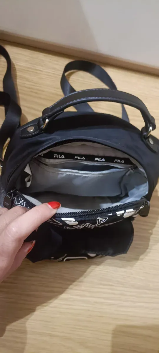 Bolso Fila Negro y Blanco