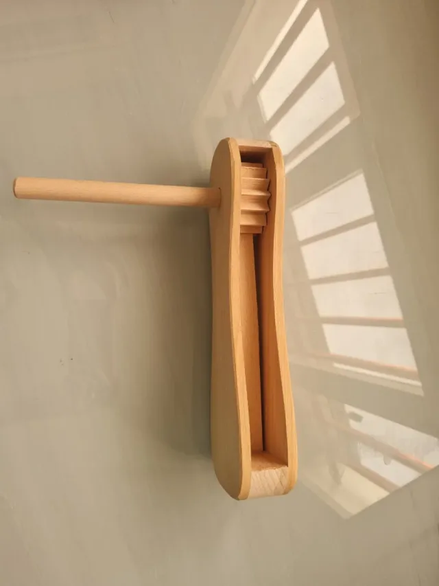 Carrascas artesanales mad.haya y cerezo, hay stock