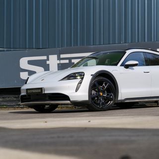 Porsche Taycan 4 Cross Turismo 2023