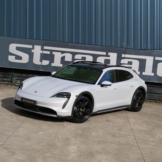 Porsche Taycan 4 Cross Turismo 2023