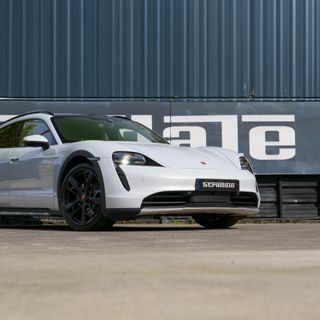 Porsche Taycan 4 Cross Turismo 2023