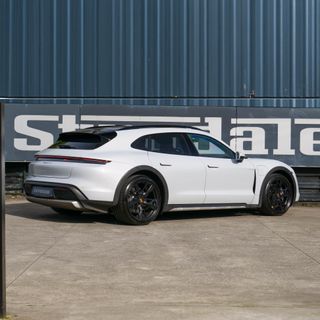 Porsche Taycan 4 Cross Turismo 2023