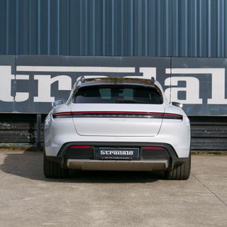 Porsche Taycan 4 Cross Turismo 2023