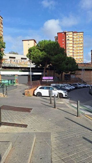 Garaje en venta en Artigas - Llefià en Badalona