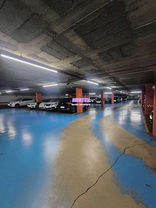 Garaje en venta en Artigas - Llefià en Badalona