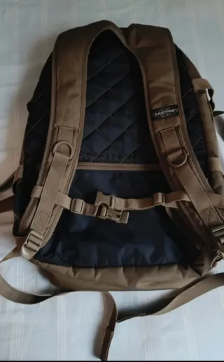 Mochila Eastpak Volker 35L Verde Oliva