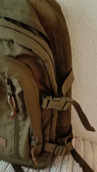 Mochila Eastpak Volker 35L Verde Oliva