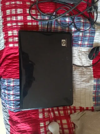 HP Pavilion DV5 [dv5-1118es] con cargador