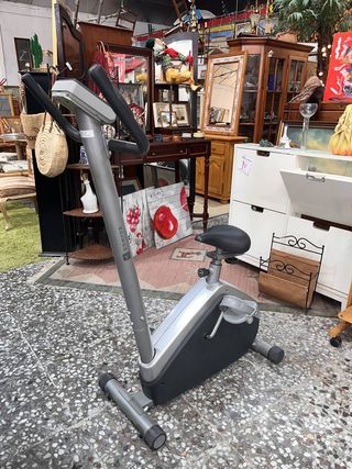 BICICLETA ESTÁTICA DOMYOS