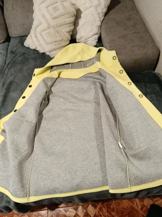 Chaqueta amarilla talla M